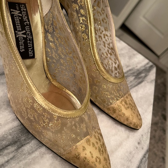 COPY - Omg the golden slippers Stuart Weitzman  opera ball room shoes size 8,5 … - Picture 6 of 17